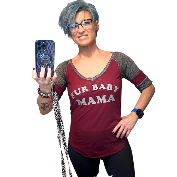 🔥2/$10 |•FIFTH SUN•| Raglan Style Fur Baby Mama Shirt - Picture 1 of 7